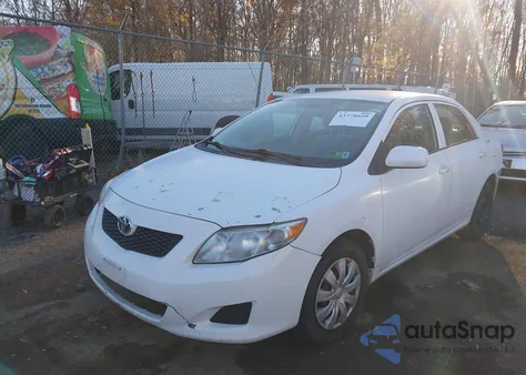 2010 Toyota Corolla Le z USA, uszkodzony, nr VIN 2T1BU4EE8AC497153
